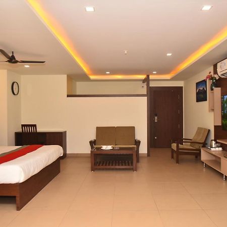 M R Residency Dharwad. Apartment Bagian luar foto