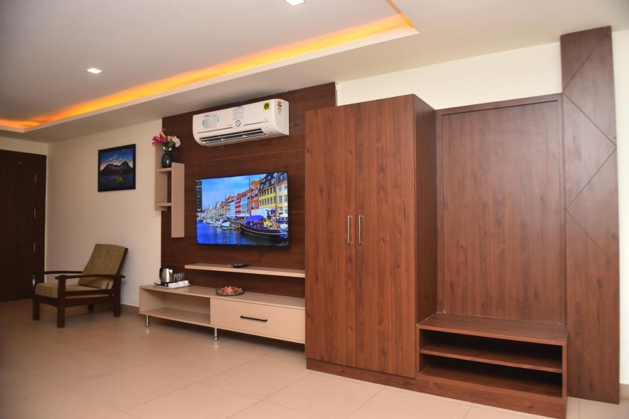 M R Residency Dharwad. Apartment Bagian luar foto