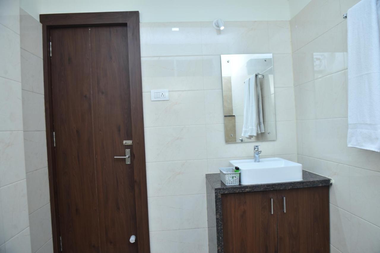 M R Residency Dharwad. Apartment Bagian luar foto