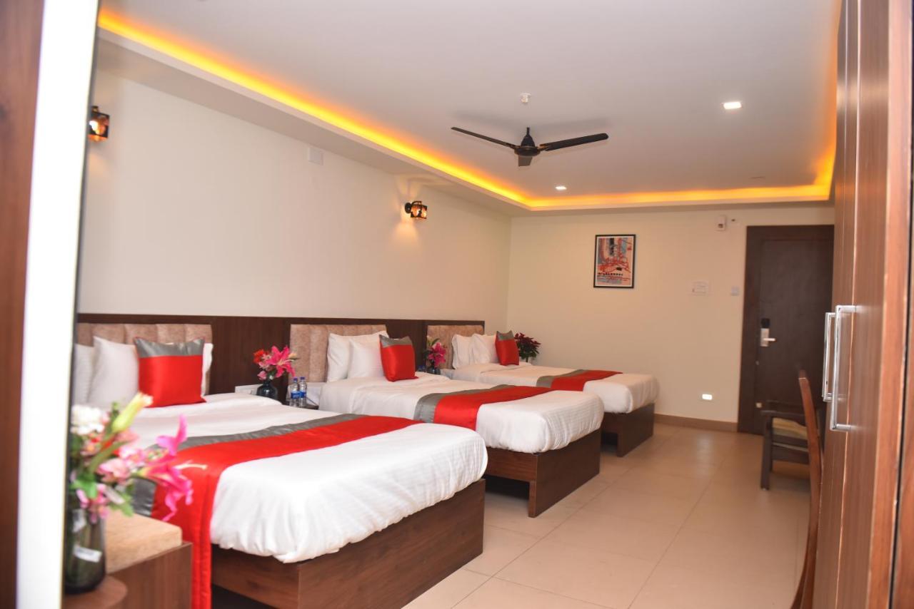 M R Residency Dharwad. Apartment Bagian luar foto