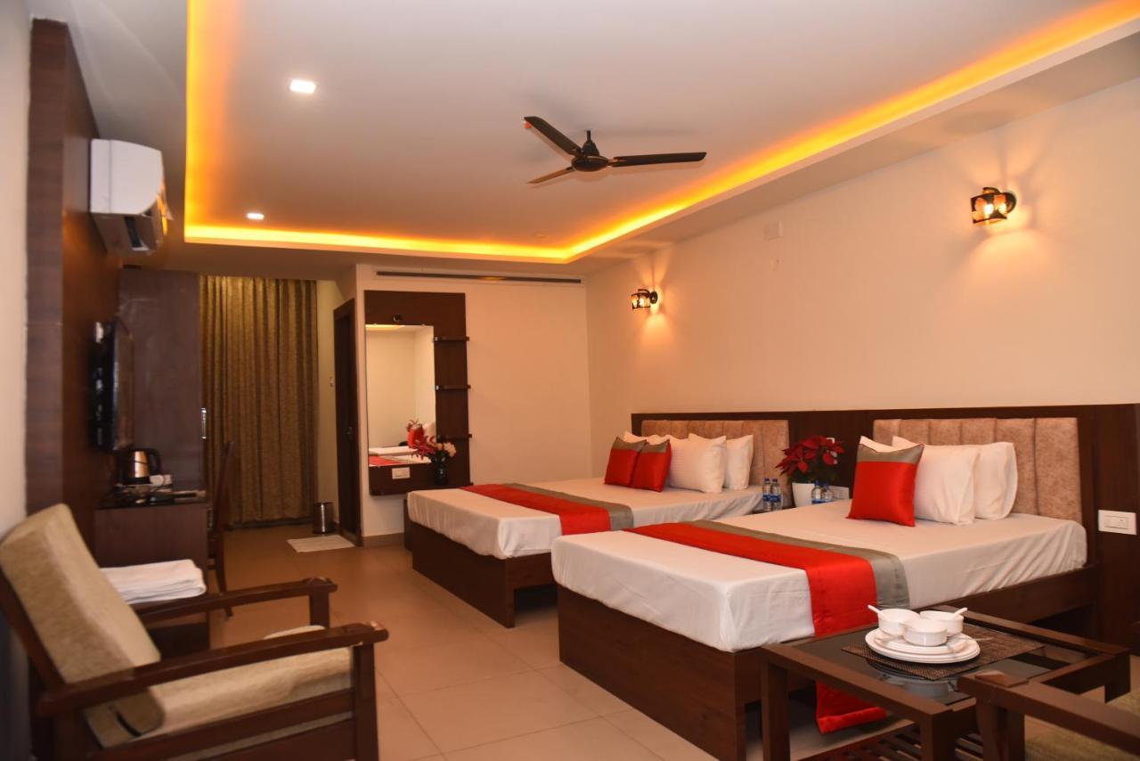 M R Residency Dharwad. Apartment Bagian luar foto