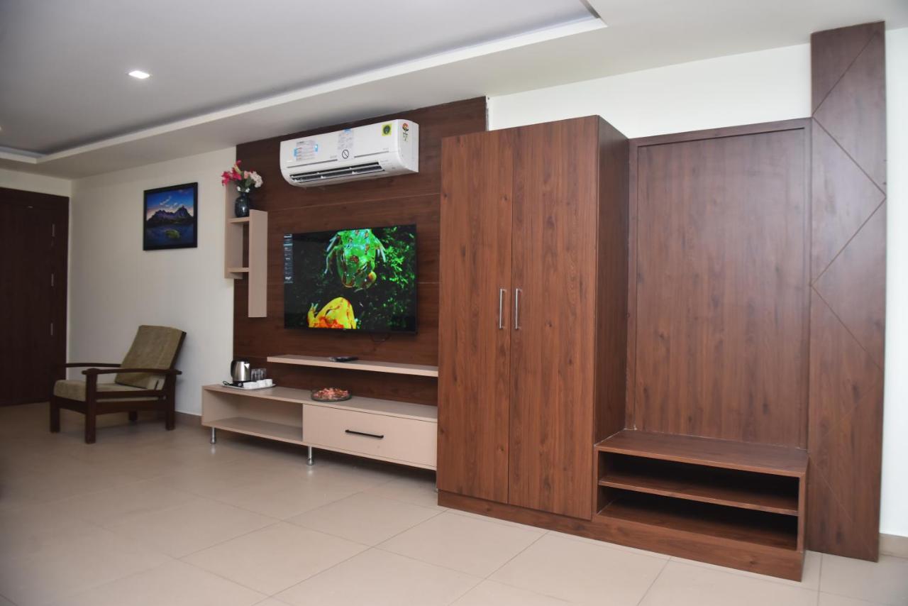 M R Residency Dharwad. Apartment Bagian luar foto