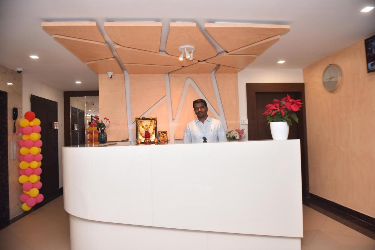 M R Residency Dharwad. Apartment Bagian luar foto