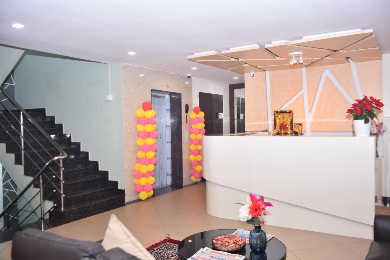 M R Residency Dharwad. Apartment Bagian luar foto