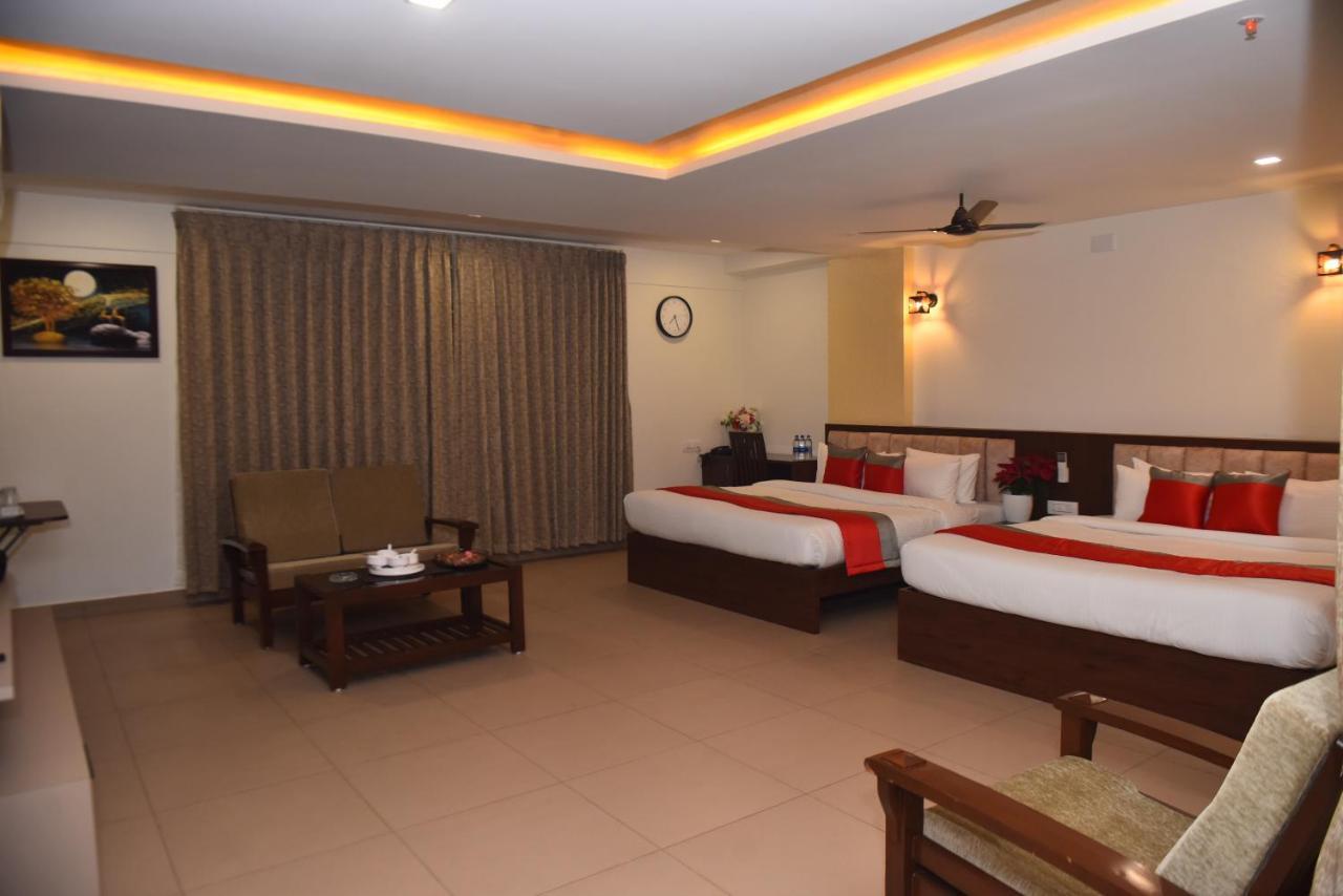 M R Residency Dharwad. Apartment Bagian luar foto