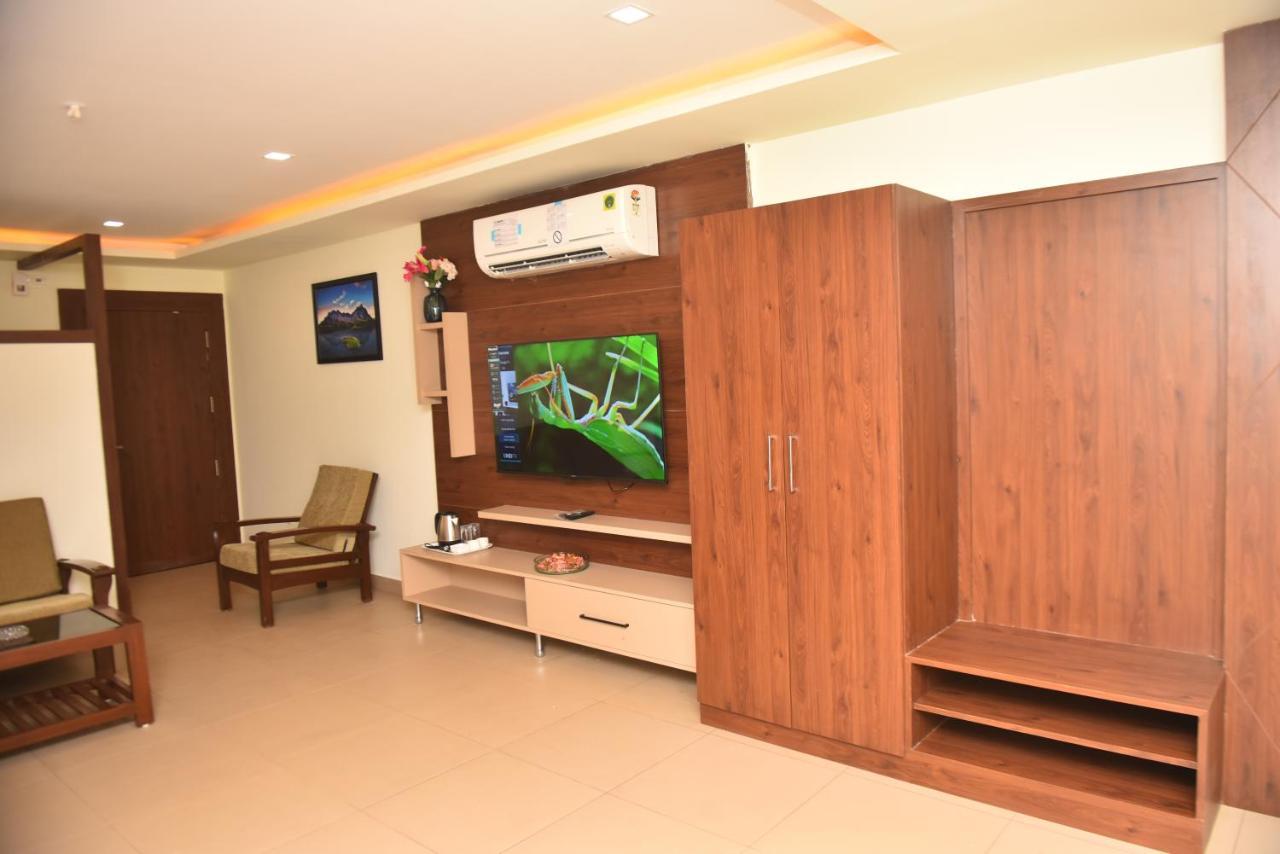 M R Residency Dharwad. Apartment Bagian luar foto