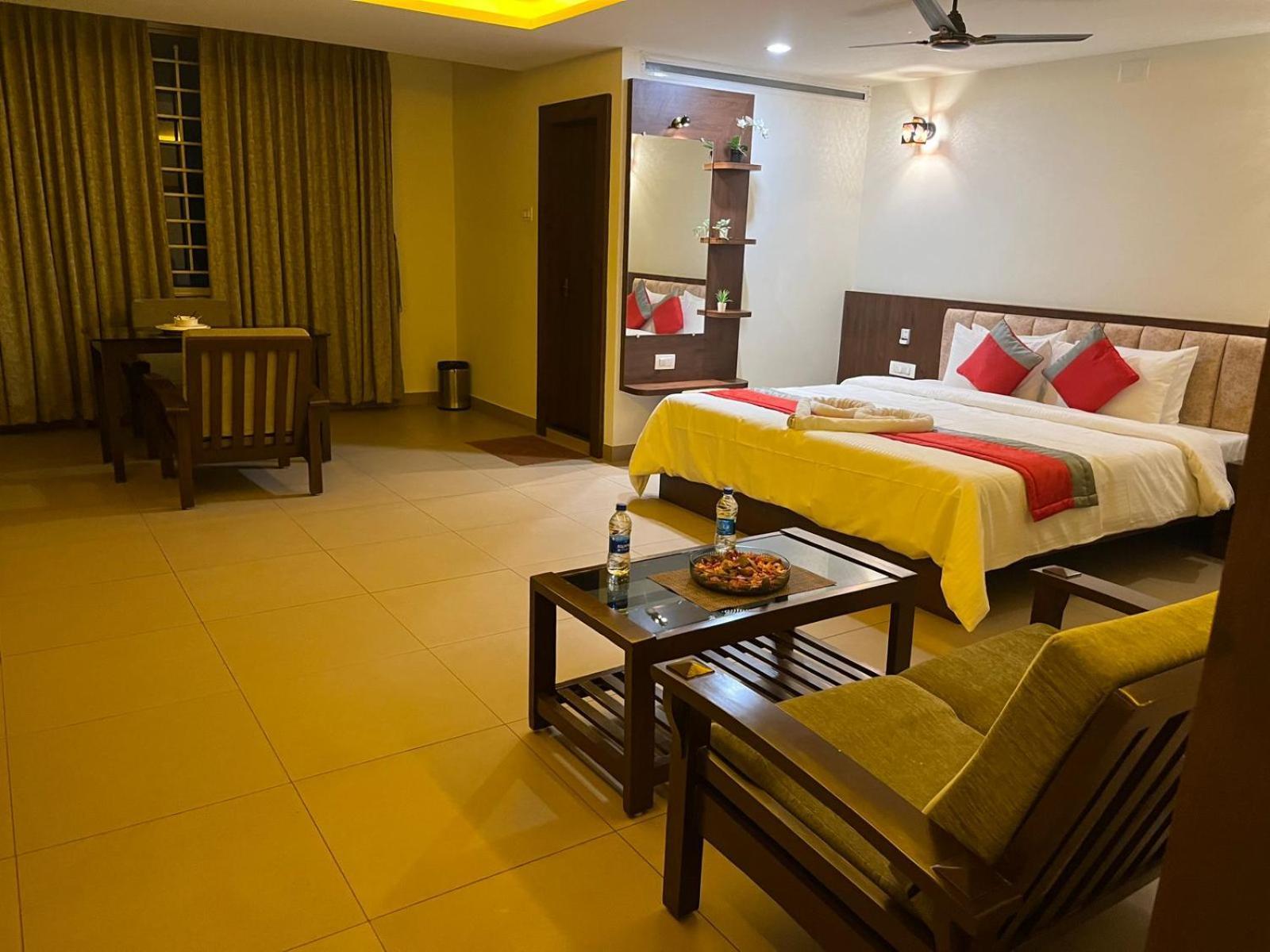 M R Residency Dharwad. Apartment Bagian luar foto